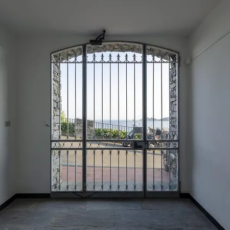 Apartman Joivy Spectacular Sea View For 5 With Terrace *